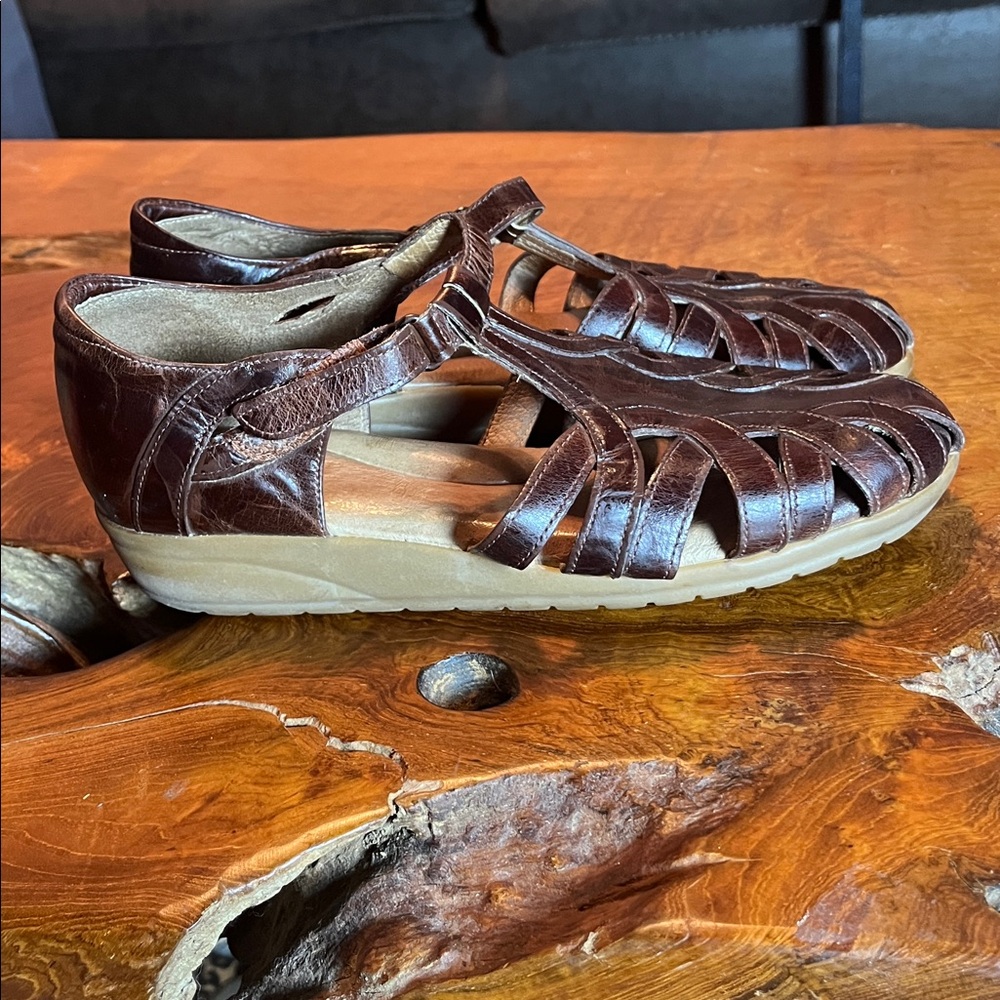 BeautiFeel Brown Lea Leather Fisherman Sandals Size 39 Made in Brazil